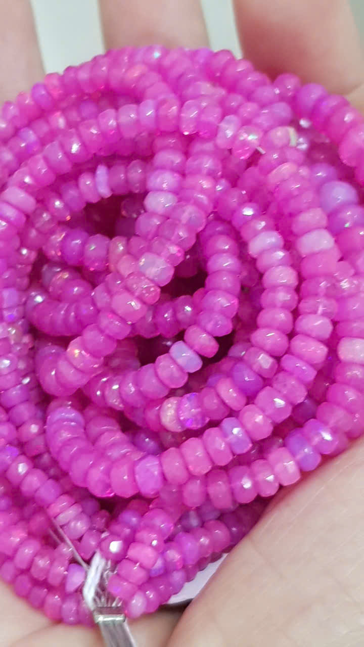 Opal màu hồng tím cắt giác 3,8 x 6 ly #3