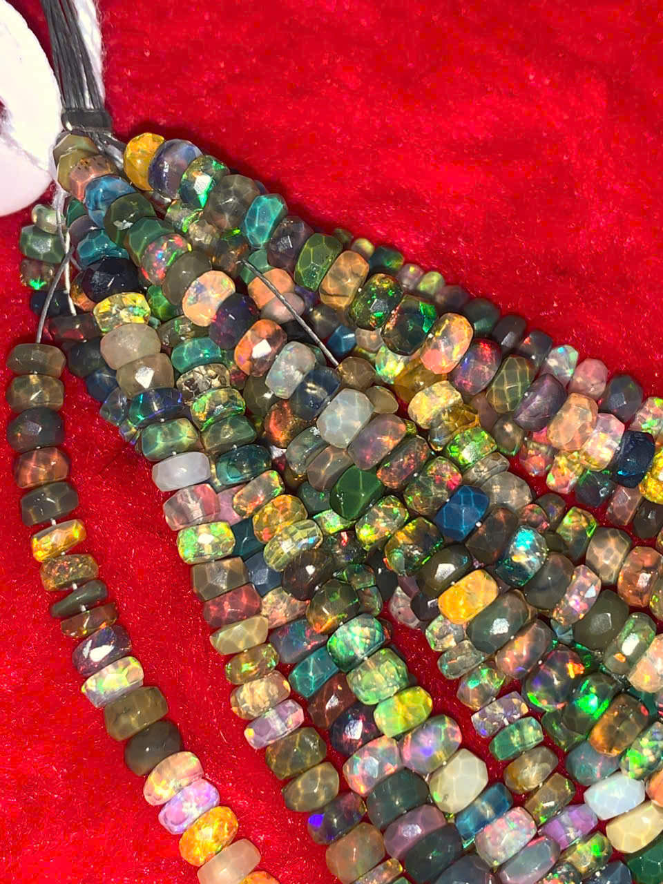 Chuỗi opal cắt giác nhiều màu #2